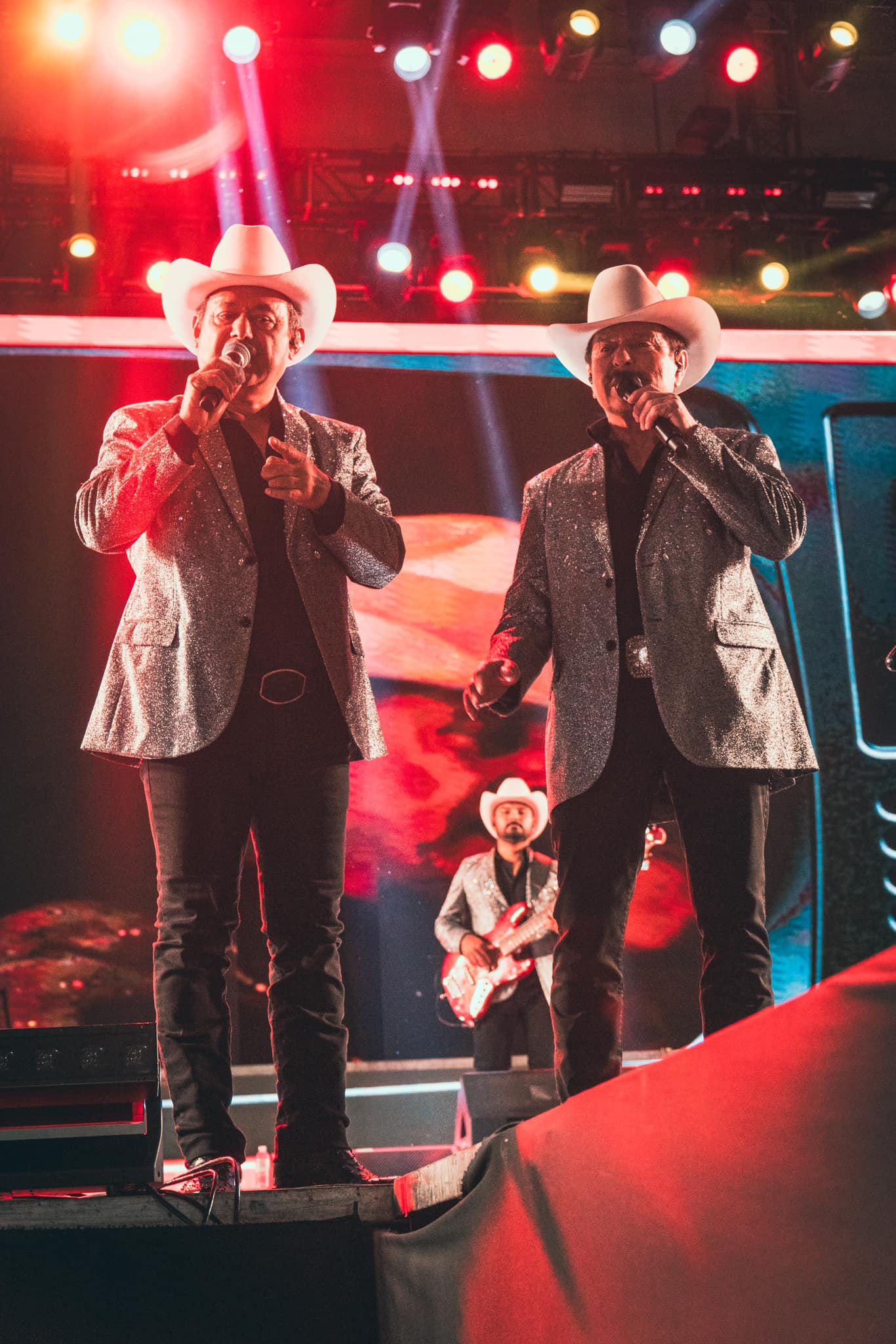 Los Invasores De Nuevo León